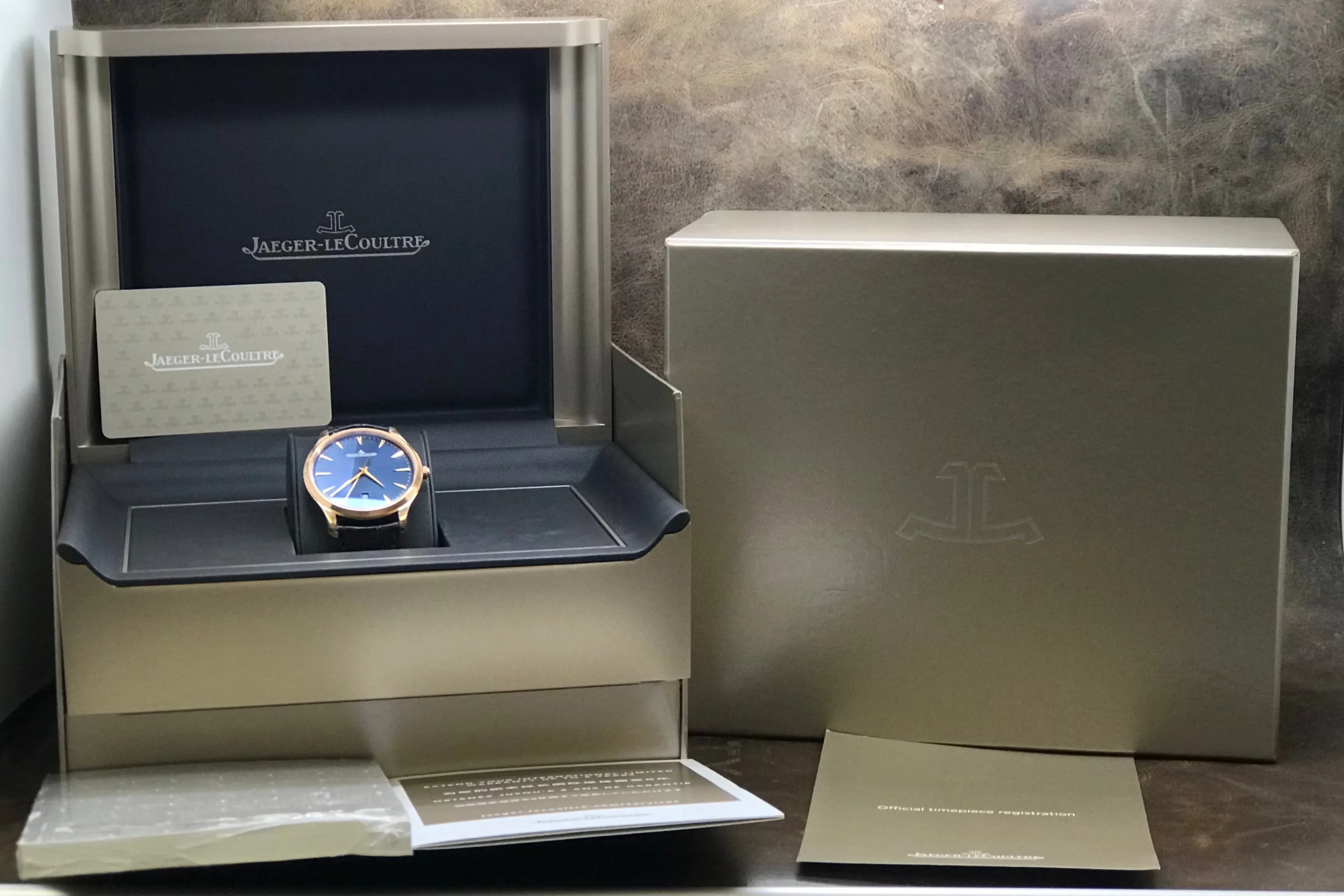 Jaeger-Lecoultre Master Ultra Thin Date Q128258S Bucherer 174.8.37.S Blue Dial Automatic Men's Watch