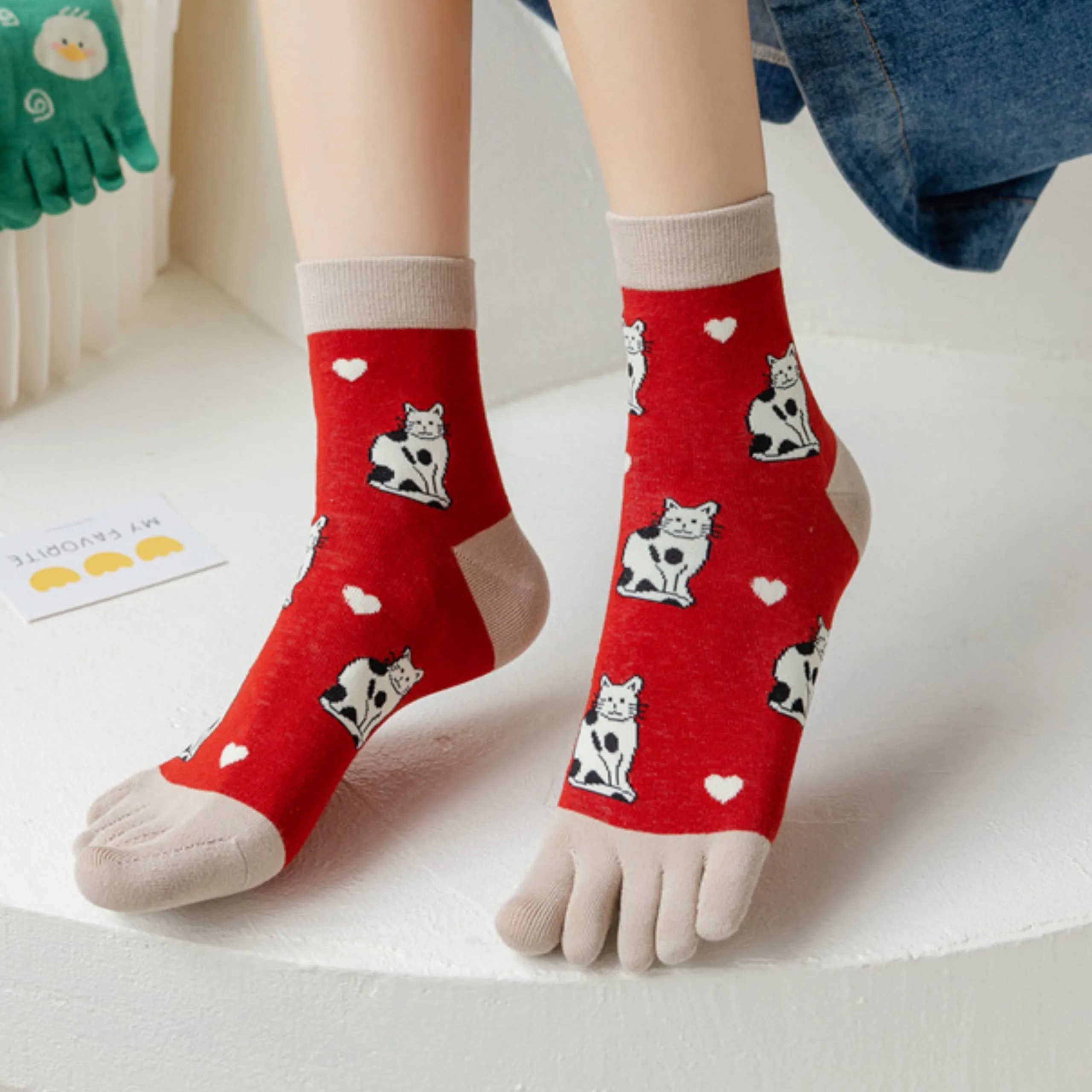 Kitty Cat Pattern Toe Socks (Adult Medium - Women's Shoe Sizes 5-10)