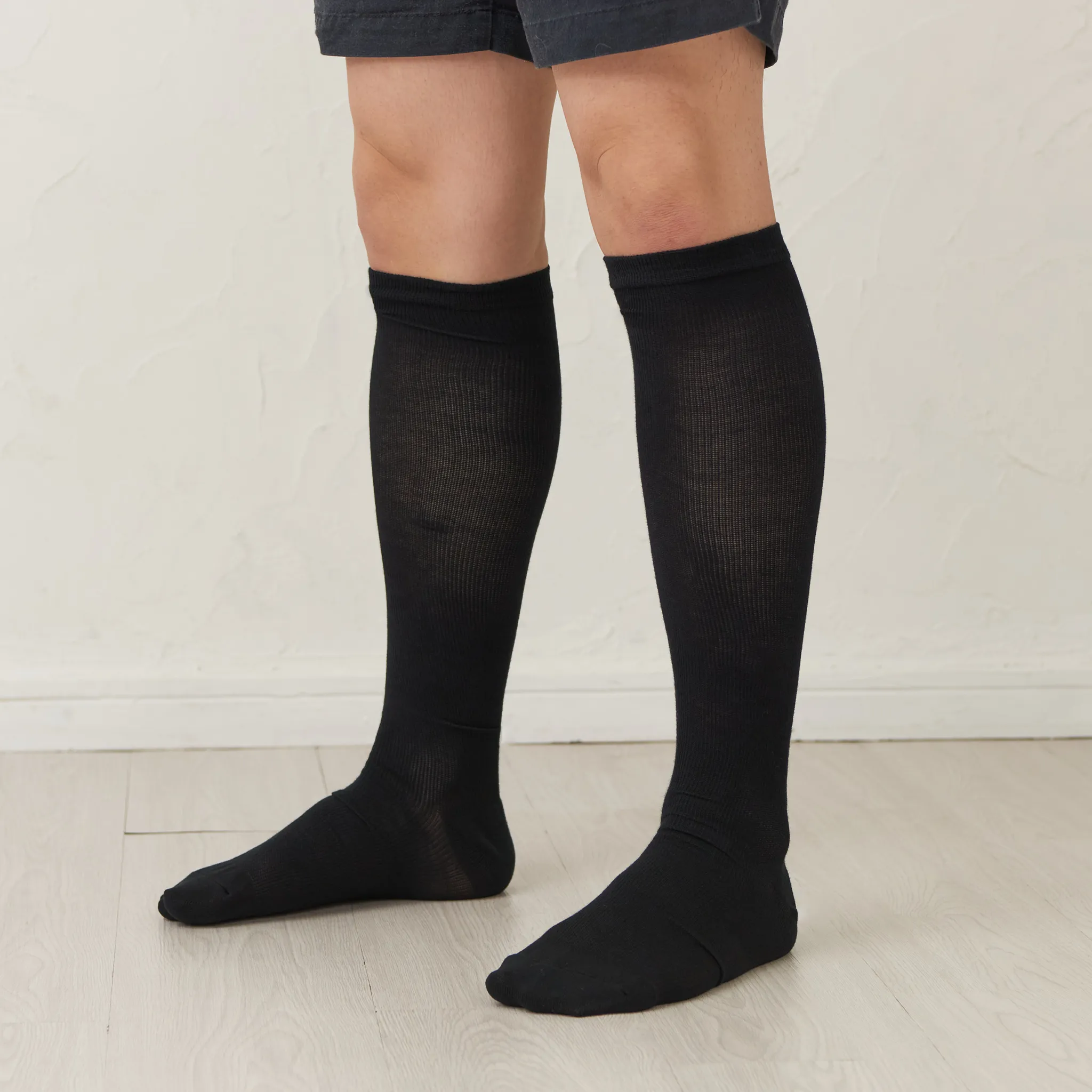 Men's Compression Socks - Thin Medium - N002-M