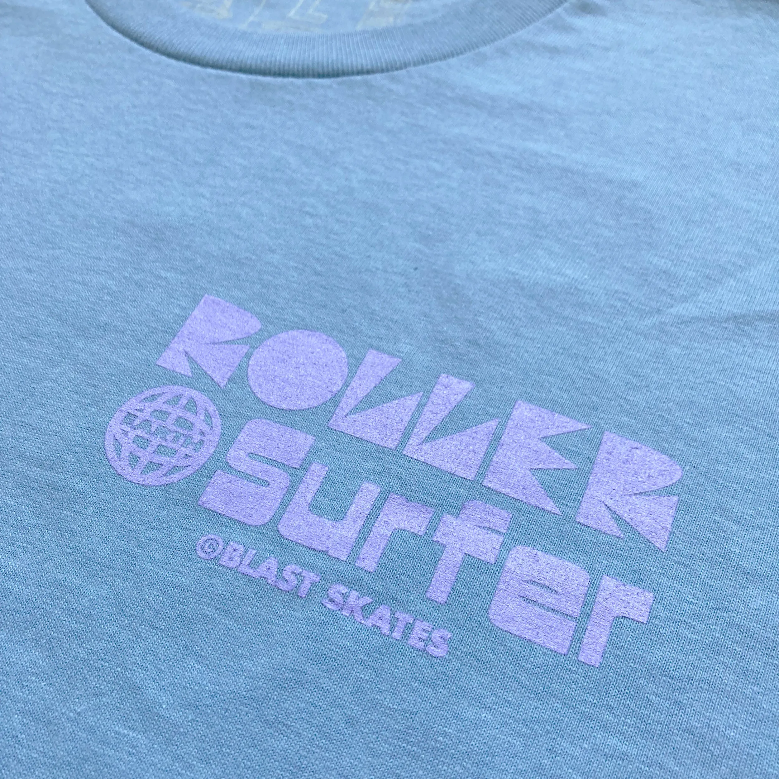 ROLLER 'EARTH' SURFER T-SHIRT