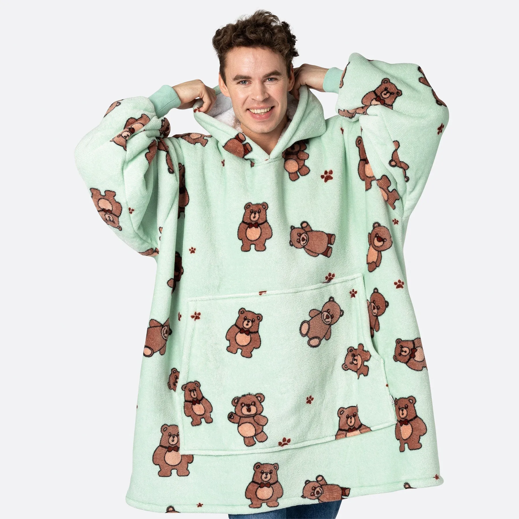 Certainly! To optimize the title of this e-commerce product for better visibility and appeal, you could use a structured format with relevant modifiers. Heres a suggestion:

Cozy Teddybear HappyHoodie with Adjustable Hood – Perfect Gift for Kids & Adults